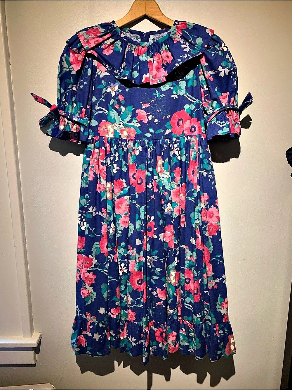 Vintage early 90’s Laura Ashley Girls 9-10 Floral Ruffle Midi Dress in Blue & Pi